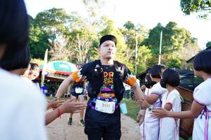 BIB: 2111
                            <button type="button" onclick="openModal(18987554)" class="btn btn-primary btn-sm float-right btn-popup" data-toggle="modal" data-target=".modal-high-quality">
                        <i class="fas fa-shopping-cart"></i> Add to Cart
                    </button>
                                            <button type="button" onclick="isThisMe(18987554, true)" class="btn btn-success btn-sm float-right btn-popup btn-isme hidden" data-toggle="tooltip" data-placement="bottom" title="นี่คือรูปของคุณใช่ไหม คลิกที่นี่เพื่อเอาเข้าอัลบั้ม">
                        <i class="fas fa-plus"></i> Add to album
                    </button>
                    <button type="button" onclick="isThisMe(18987554, false)" class="btn btn-warning btn-sm float-right btn-popup btn-isnotme hidden">
                        <i class="fas fa-ban"></i> Remove from album
                    </button>